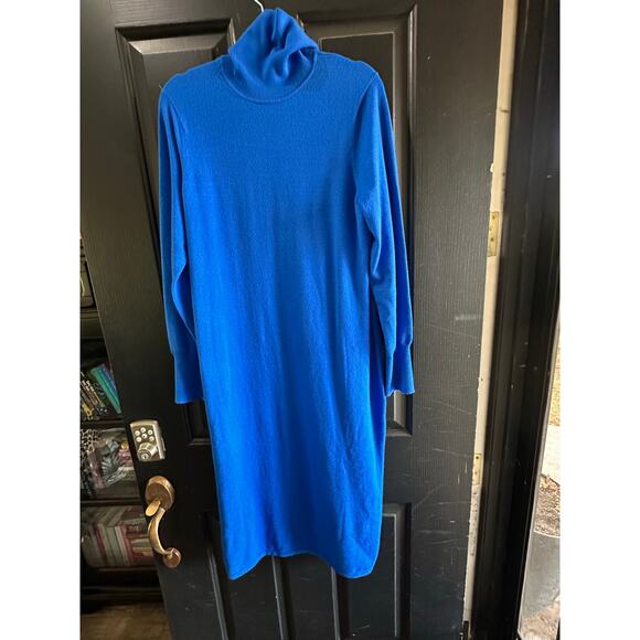 NWT Express Women's B;ue Long Sleeve Turtleneck Oversized Sweater Size XL - Picture 3 of 9